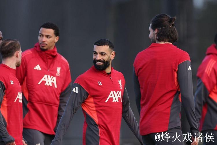 萨拉赫破冰会谈后回归大名单,队友曝出他在更衣室的真正角色 萨拉赫破冰会谈后回归大名单,队友曝出他在更衣室的真正角色